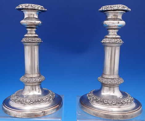 Candlestick pair expanding copper shown through 8